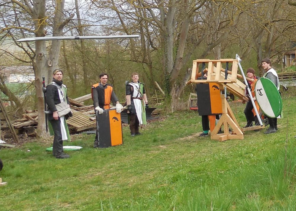 Wie baut man eine große Wurfwaffe?